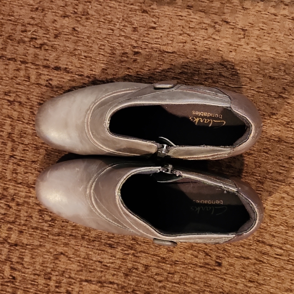 Clarks Booties - Picture 3 of 6